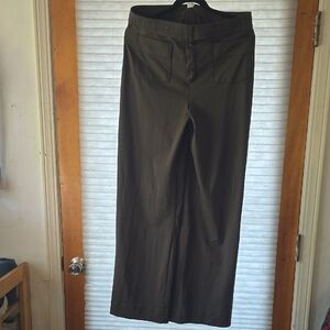 HALARA Women's Wide Leg Pants in Olive